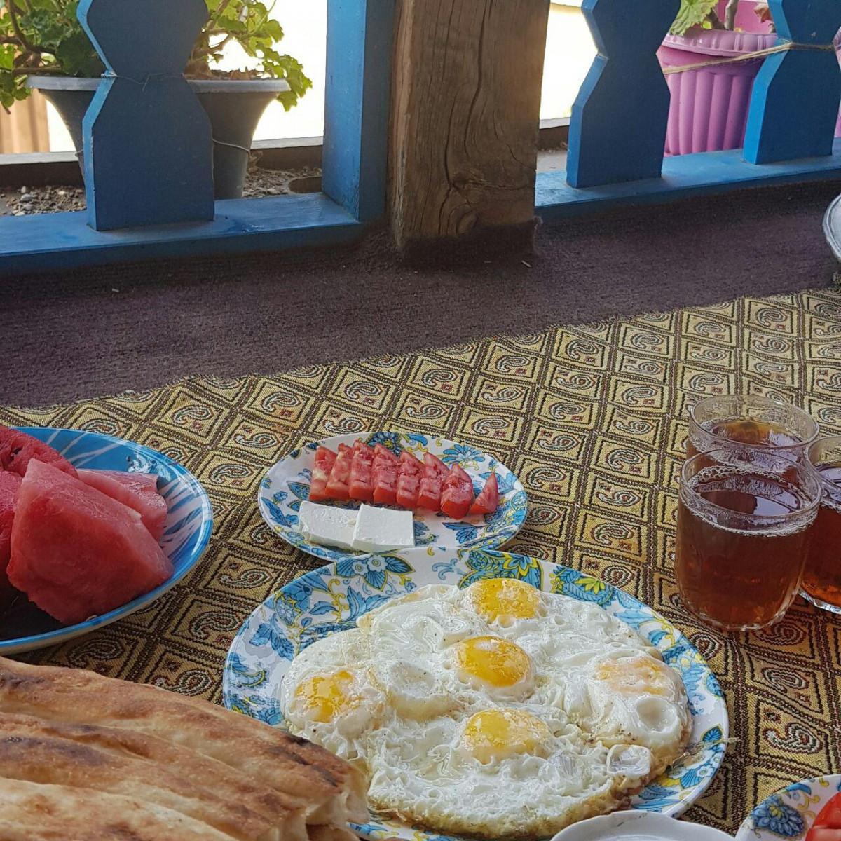 اقامتگاه بوم گردی ماه جون