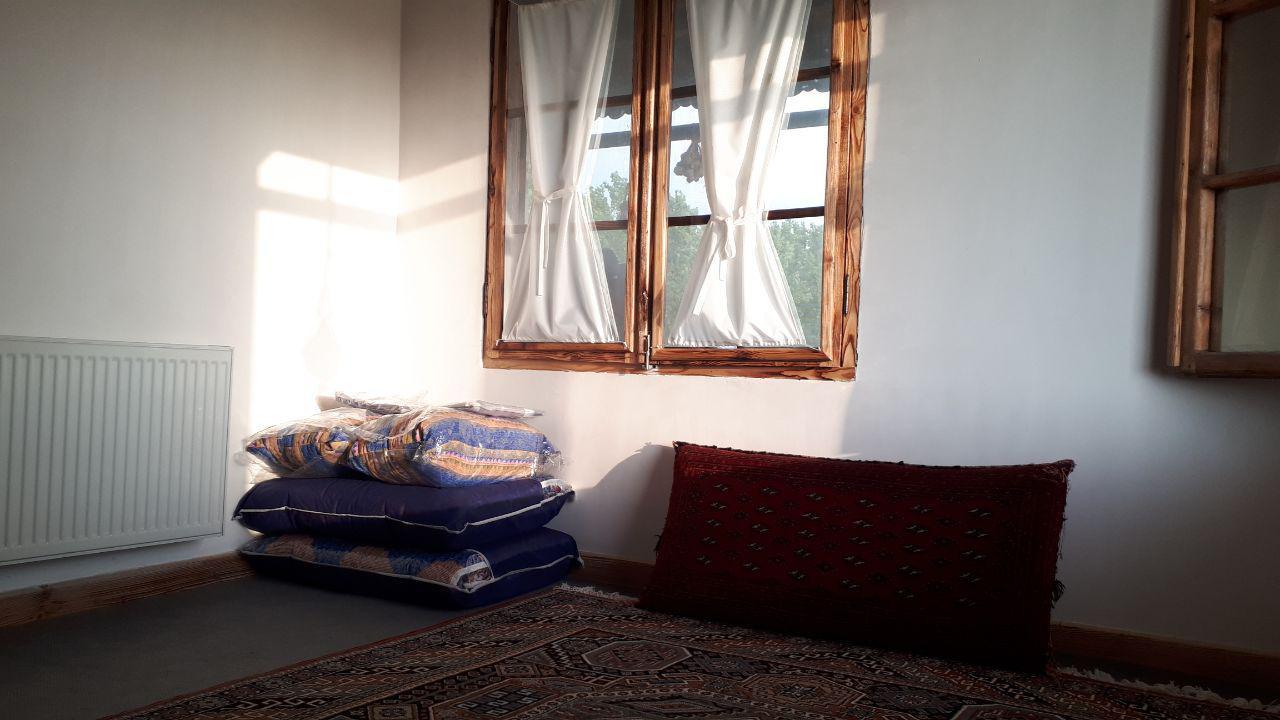 آلاچیق درختی 3 نفره