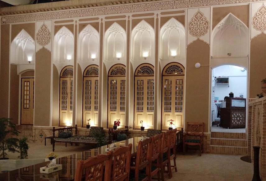 رزرو اقامتگاه سنتی یزد