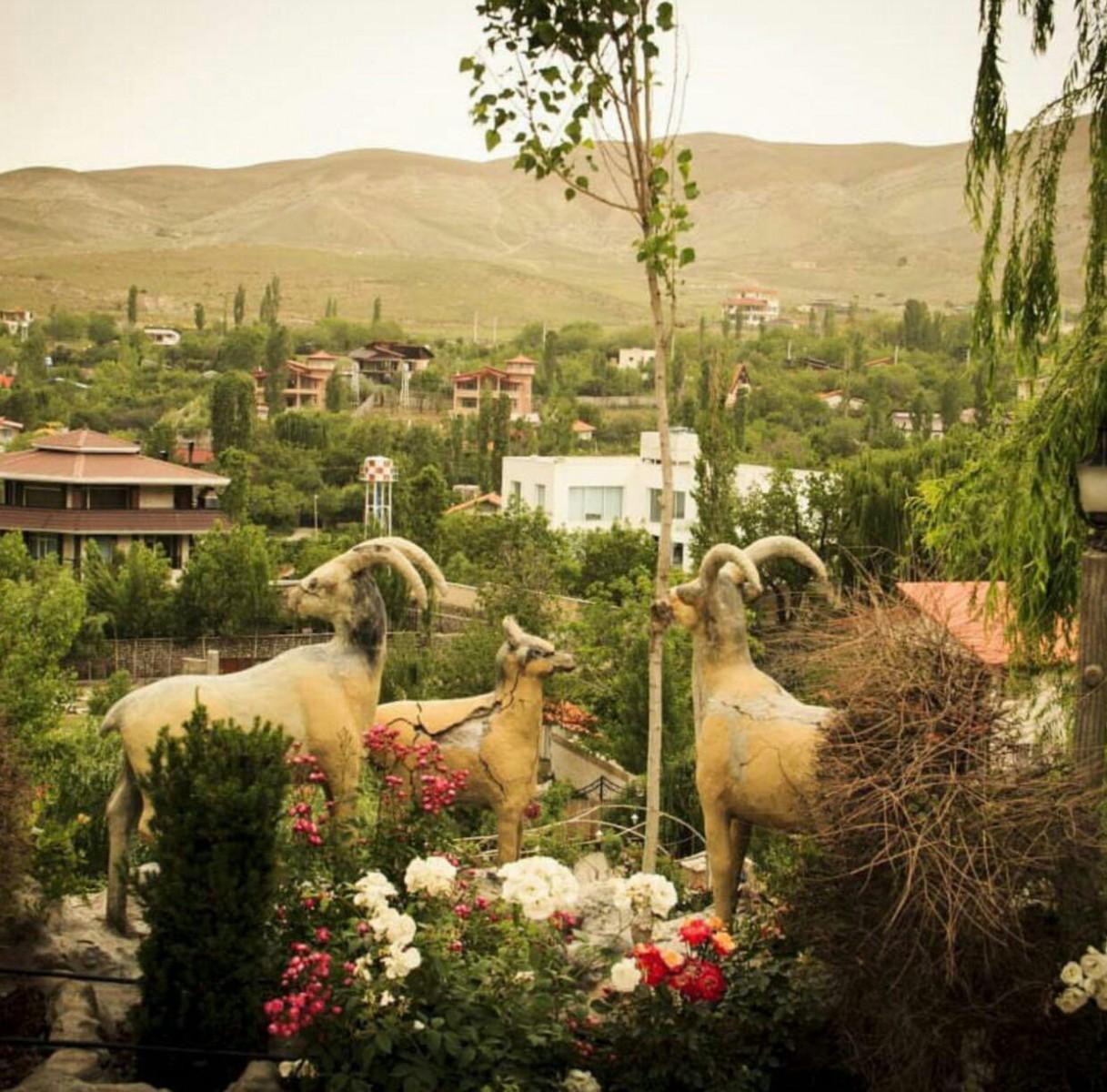 اجاره ویلا استخر دار در برغان