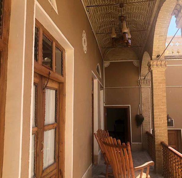 اتاق 106
