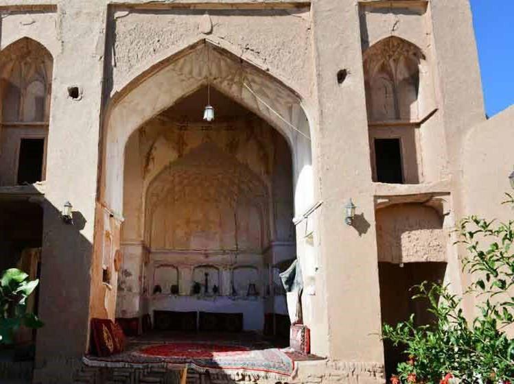 اقامتگاه بوم گردی در گناباد
