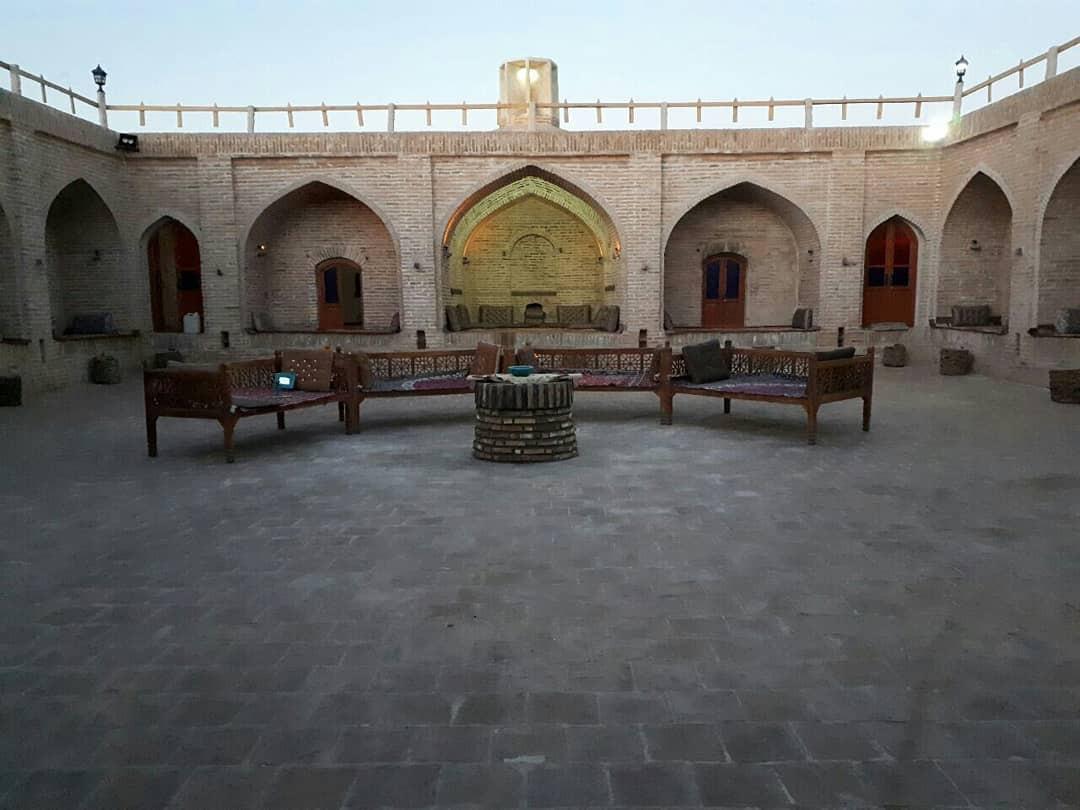 اتاق 1