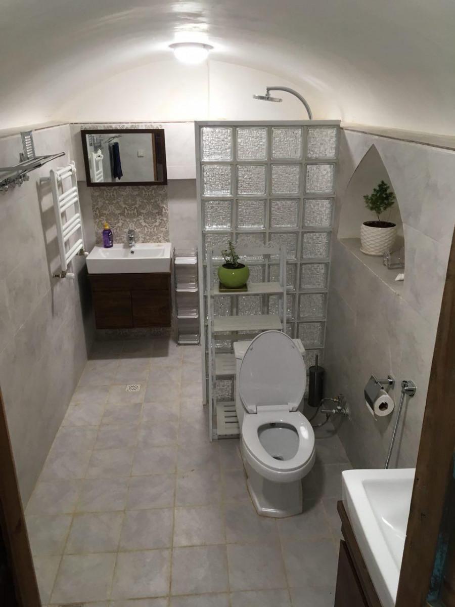 اتاق تخت و کرسی