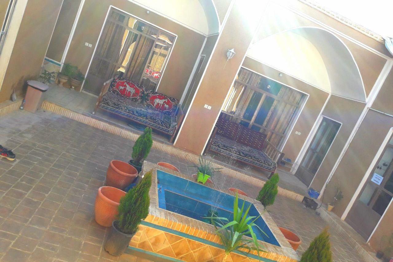 بوم گردی در ورزنه