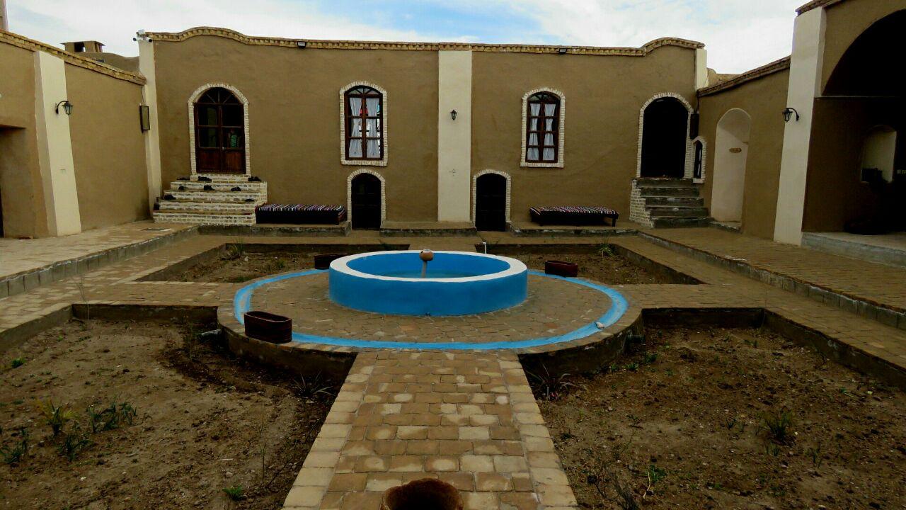 اقامتگاه بوم گردی بردسکن