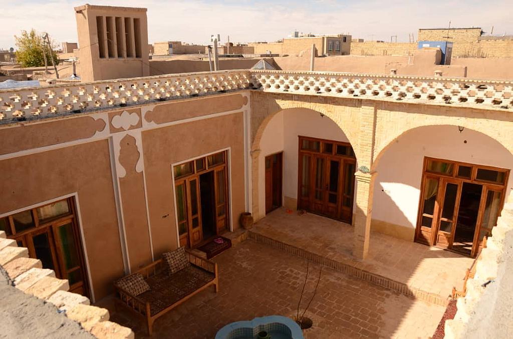 بوم گردی چاپاکر در ورزنه