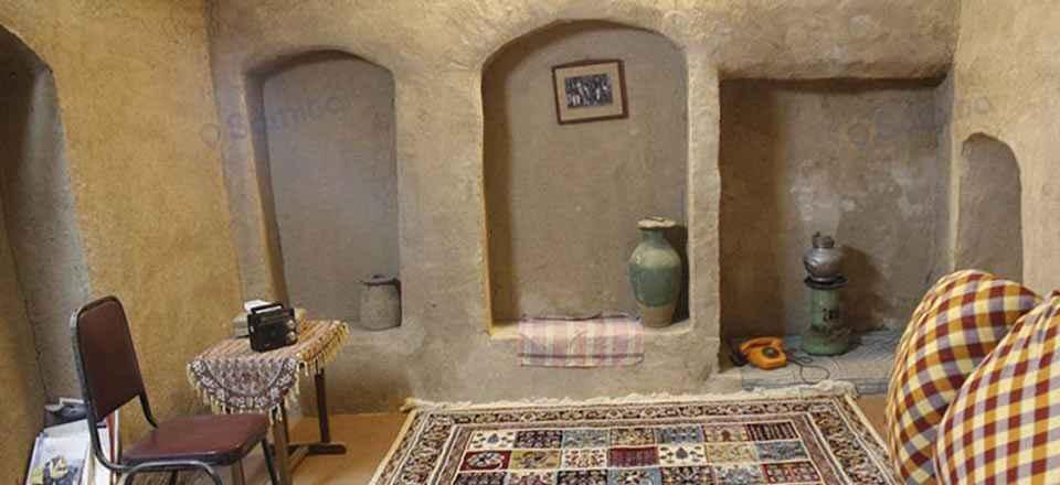 بوم گردی نار تی تی در تفت