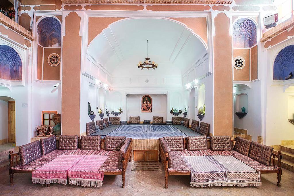 هتل سنتی حاج ملک میبد 