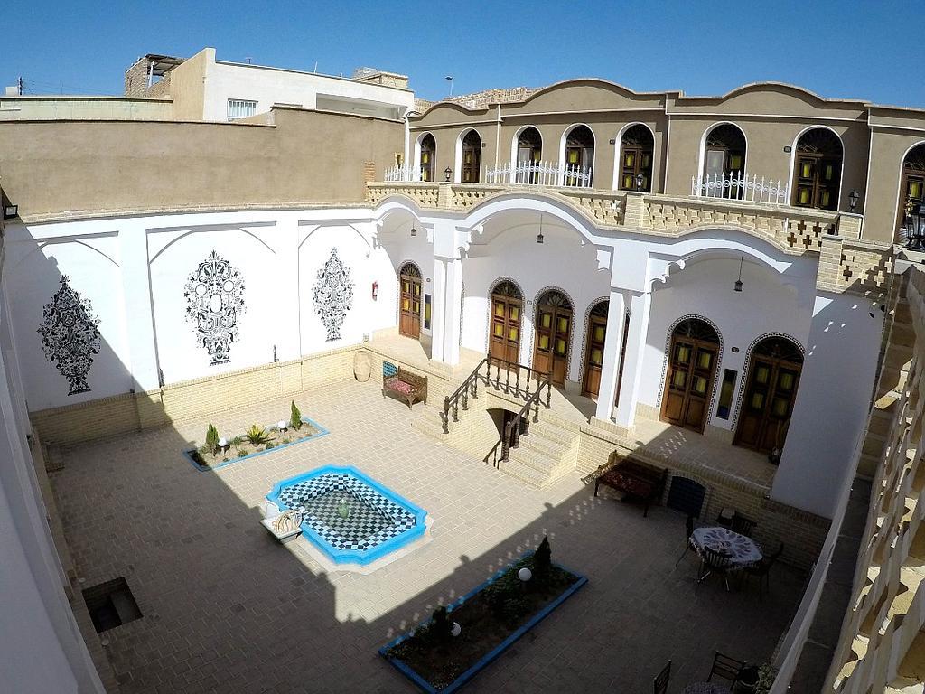 اقامتگاه سنتی آمیرزا کاشان