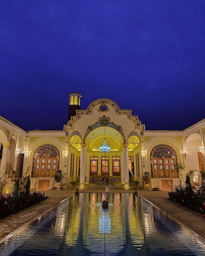 هتل سنتی یاسمین راهب کاشان