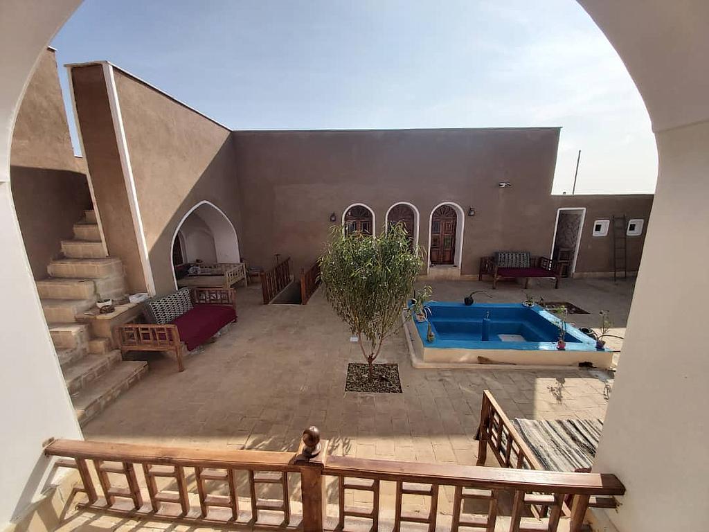 اجاره خانه سنتی در سرخه