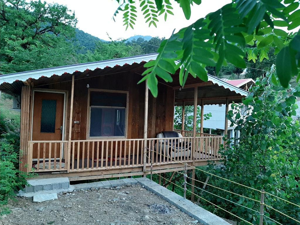  کلبه چوبی جنگلی کتیبه 3