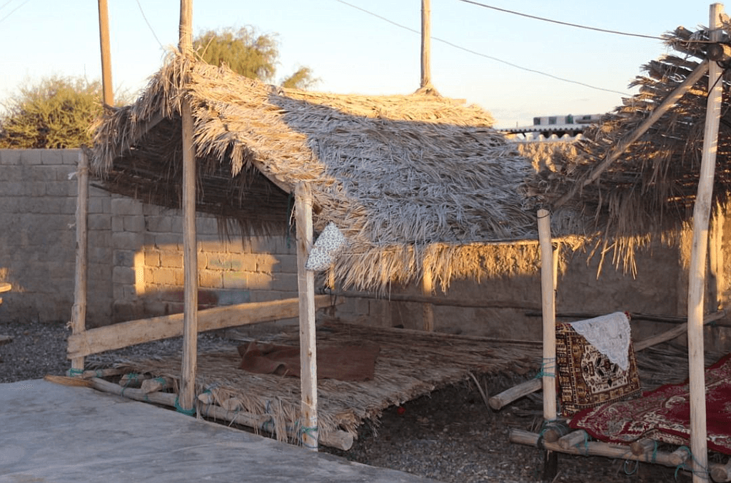 اقامتگاه قندیل نمکدان در قشم