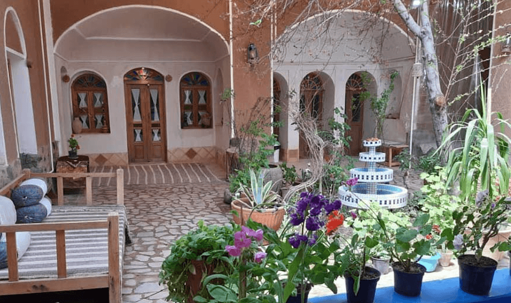 بوم گردی خالو عباس در تودشک