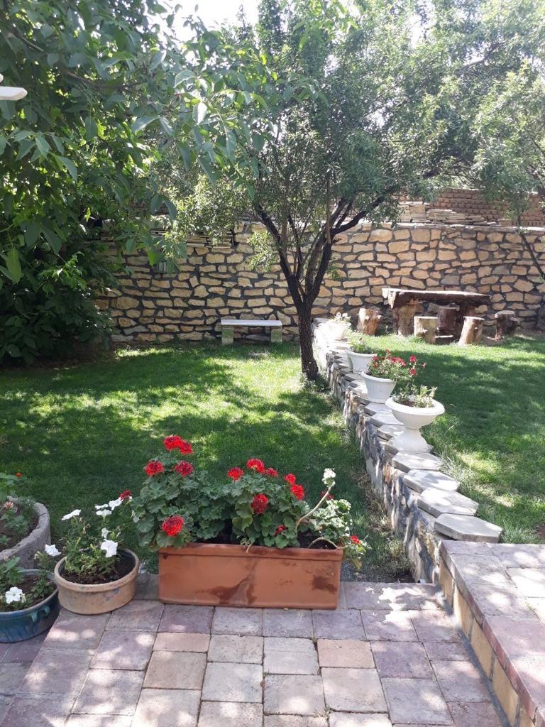 اجاره ویلا باغ در همدان