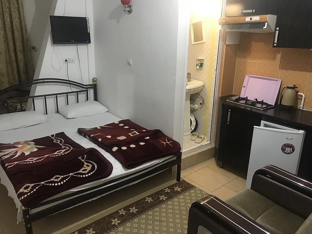 سوئیت دو تخته هتلی در سرعین