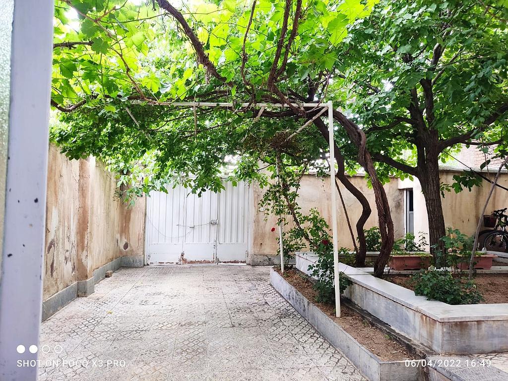 رزرو سوئیت در الیگودرز
