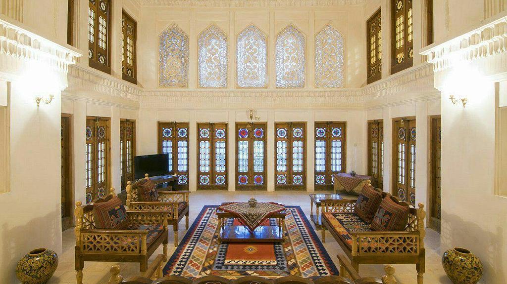 اقامتگاه ابرکوه VIP 