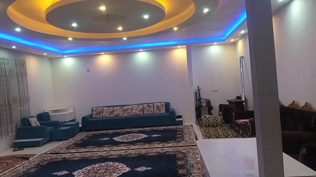 باغ ویلای روزانه در ملارد 