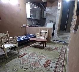 خانه سنتی دربستی طبقه اول 