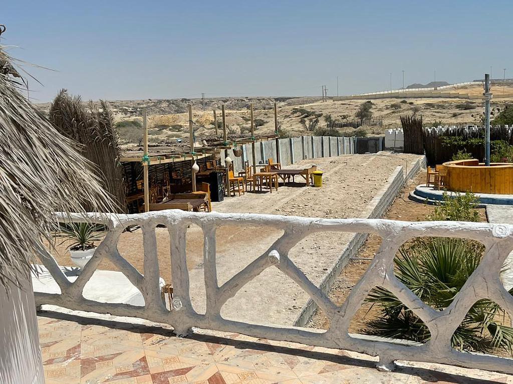 اقامتگاه بومگردی مهناد قشم