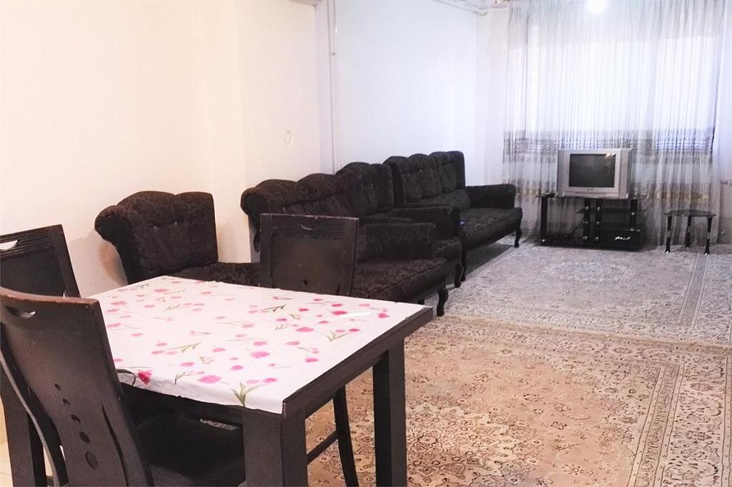 سوئیت مسافری در همدان