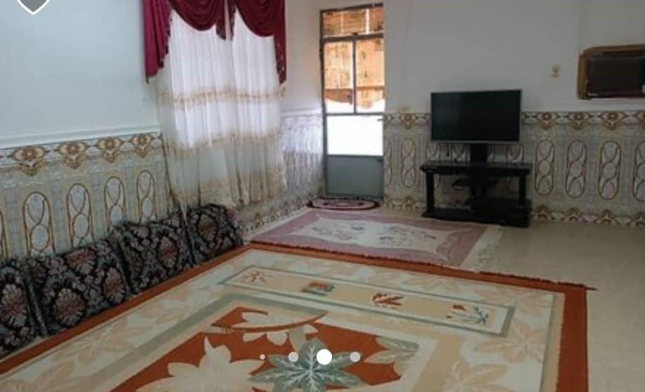 سوئیت ناخدا حاجی