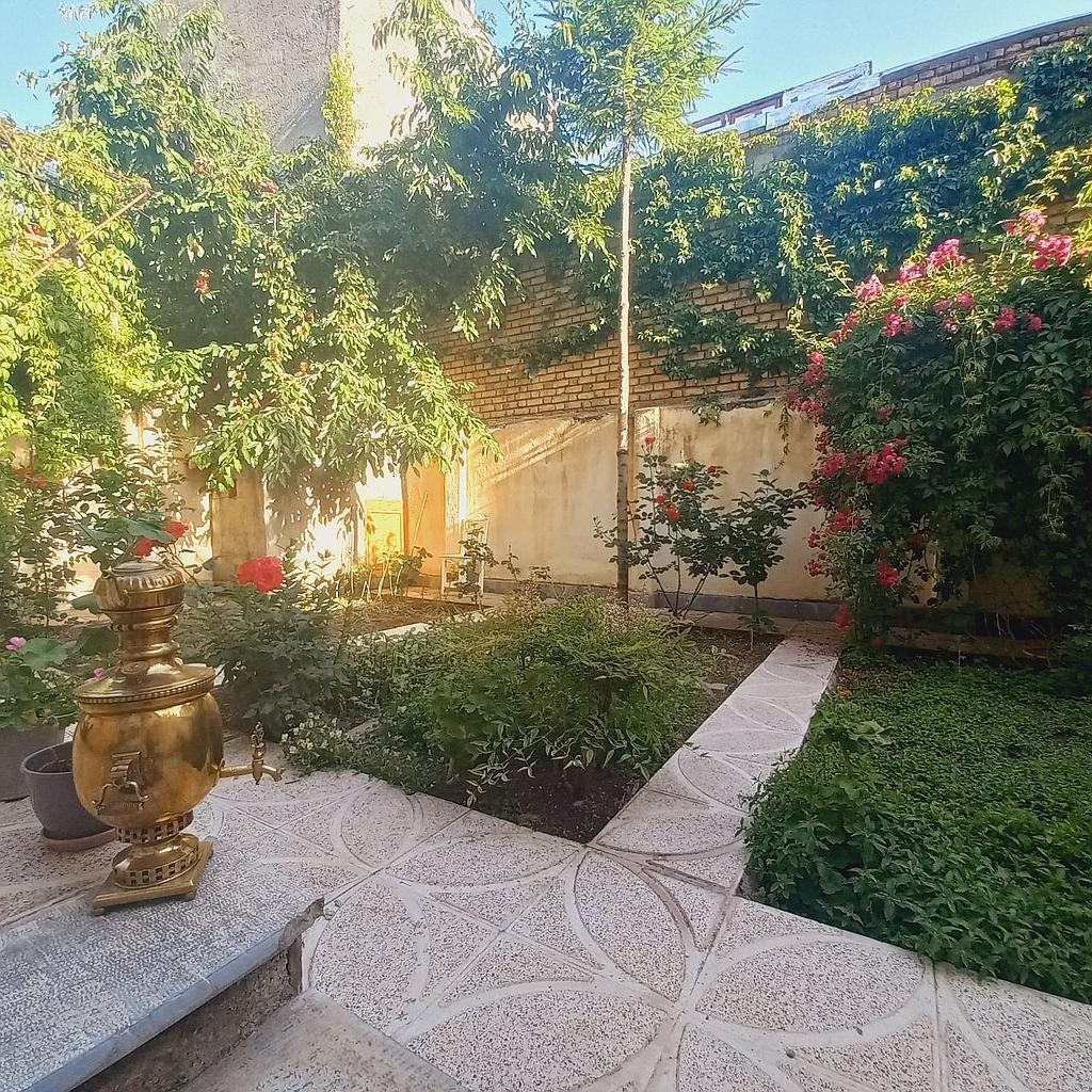 دوخوابه تمیز عزیزی