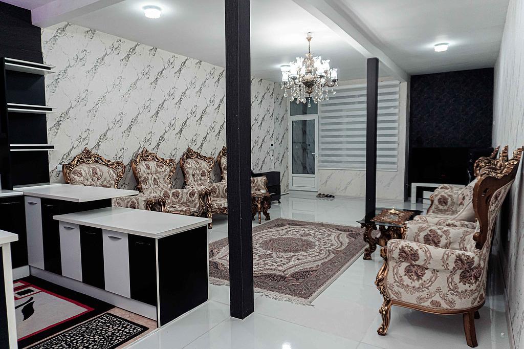 سوئیت تک خواب در ولیعصر