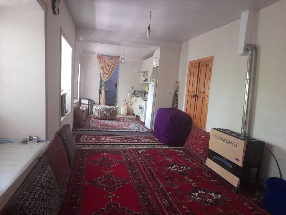 خانه باغ سر سبز در طالقان