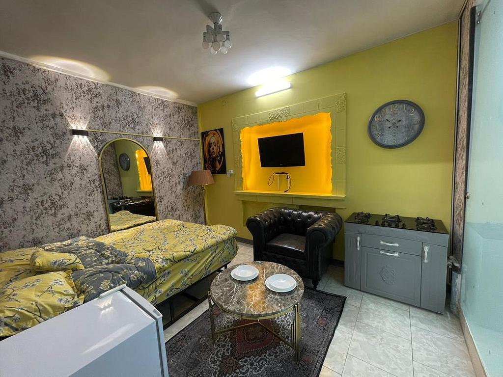 جکوزی دار اسکای لند