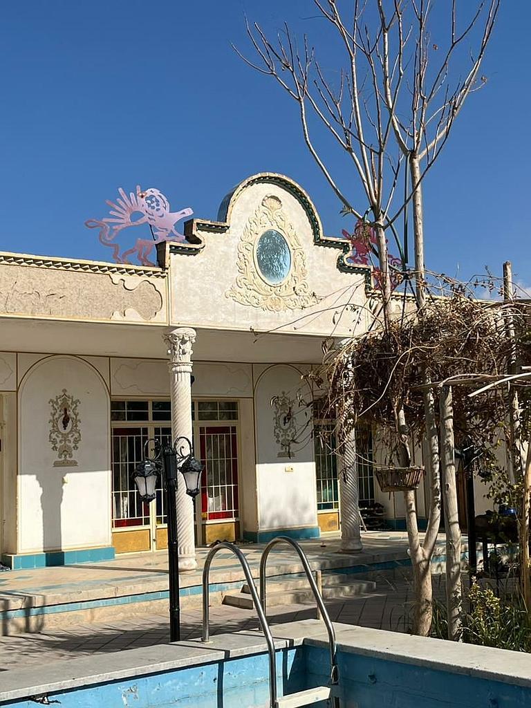 اجاره روزانه باغَ در اصفهان