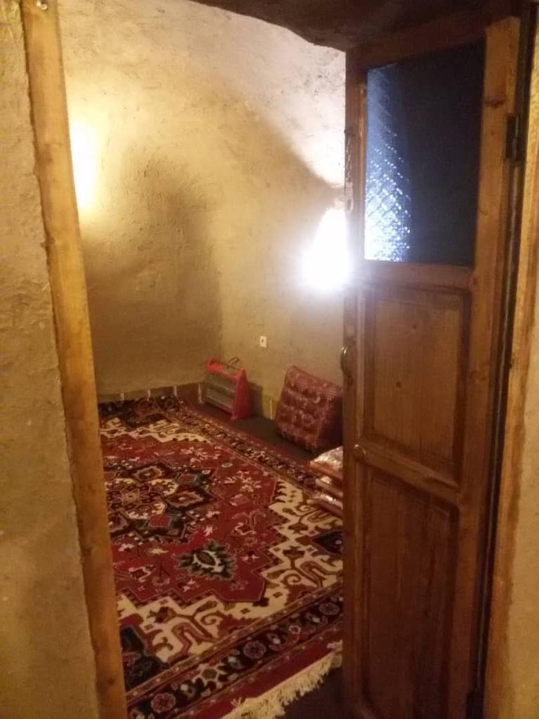 سوییت اجاره ای طبس اتاق شماره2