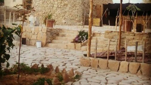 اقامتگاه بوم گردی قصر یعقوب در صفاشهر