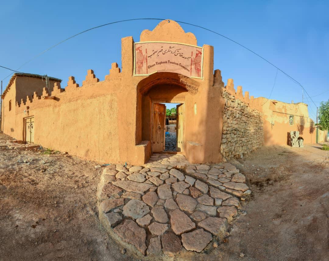 اقامتگاه بوم گردی قصر یعقوب در صفاشهر