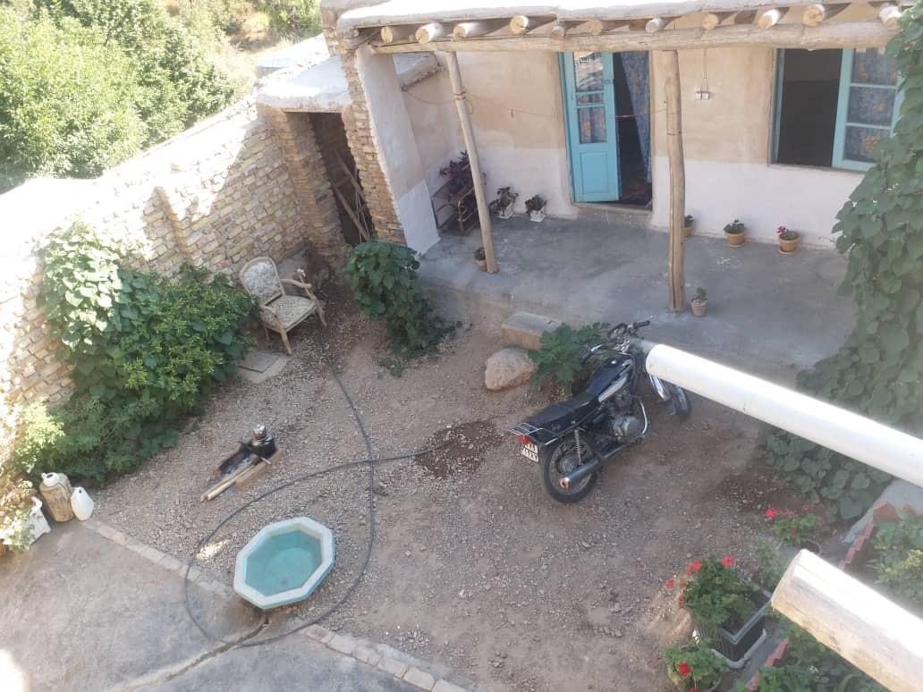 بومگردی در روستای درسجین شهرستان ابهر