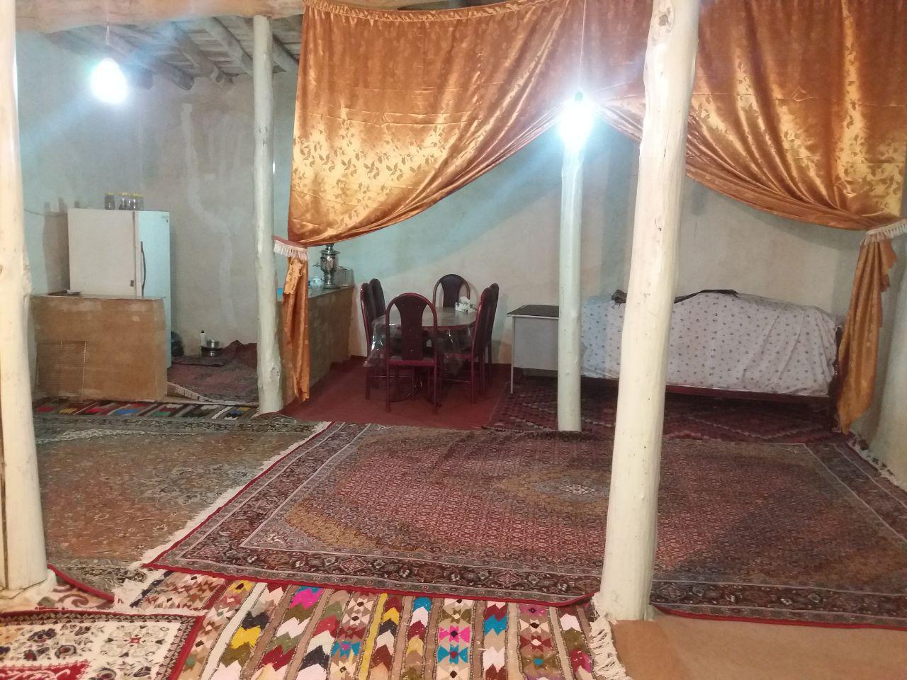 اجاره روزانه اقامتگاه بوم گردی تکاب