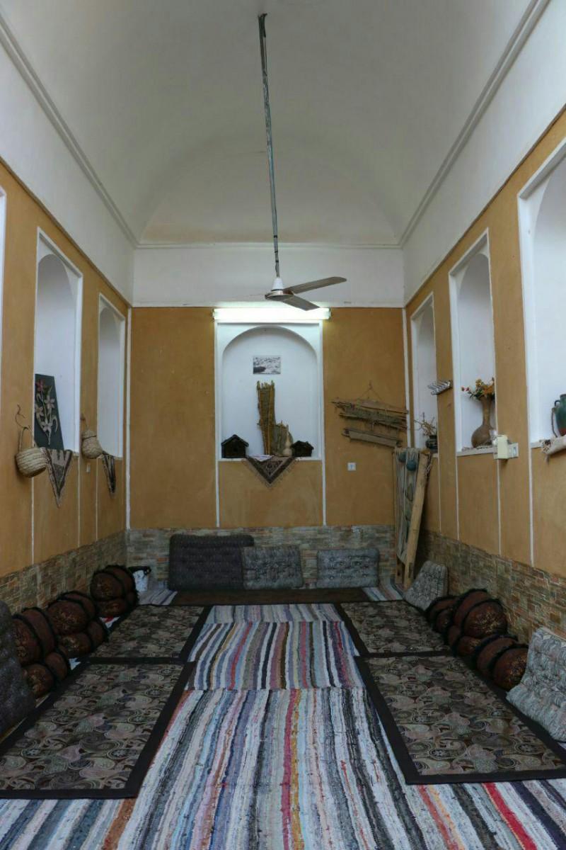 اقامتگاه بوم گردی خور و بیابانک اصفهان