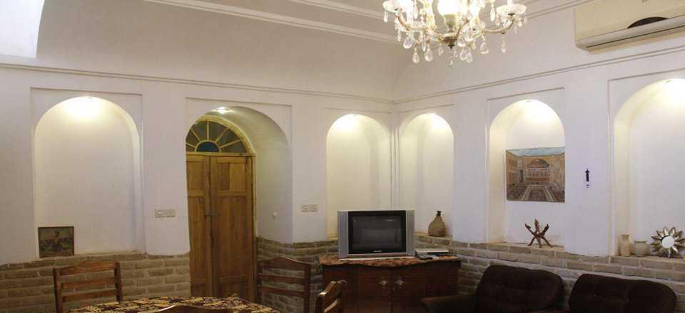 اجاره اقامتگاه سنتی خانه سه نیک یزد