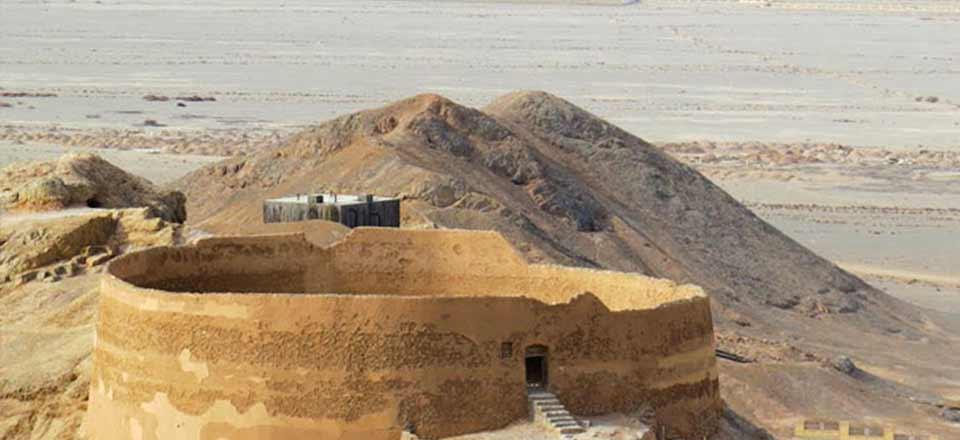 اجاره اقامتگاه سنتی خانه سه نیک یزد