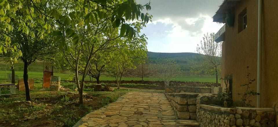 اقامتگاه بوم گردی سابات کانی کچکینه روانسر