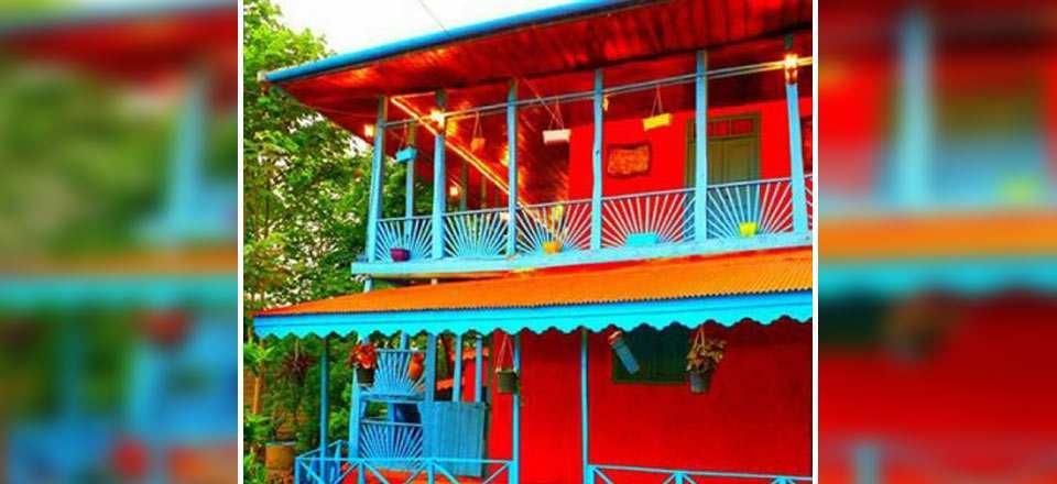 اقامتگاه بوم گردی باغچه مریم در اطاقور