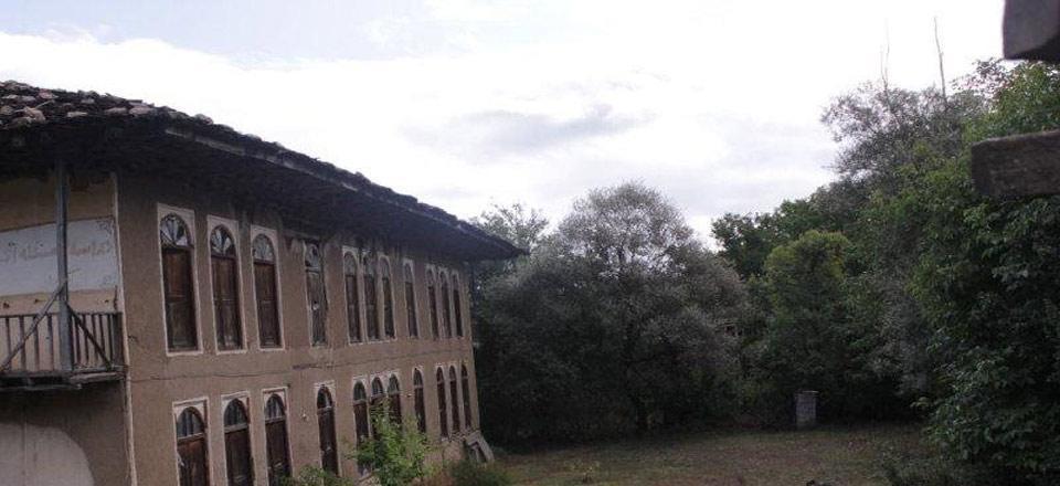 اقامتگاه بوم گردی اشکورات در املش