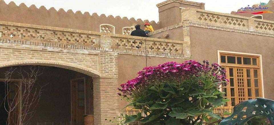 اقامتگاه بوم گردی ارگ رادکان چناران