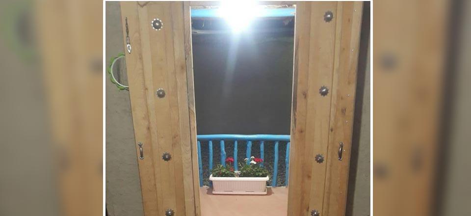 اقامتگاه بومگردی کلبه گلی در دلند