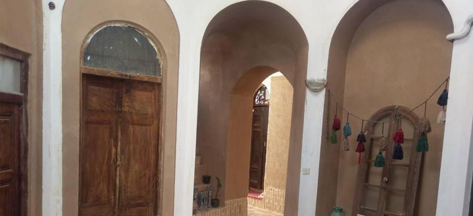 اجاره اقامتگاه بوم گردی خانه خورشید در یزد