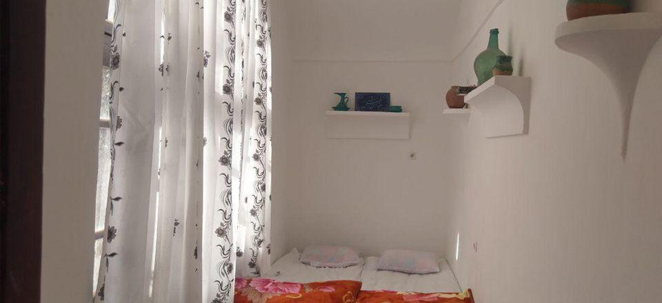 اجاره اقامتگاه بوم گردی خانه خورشید در یزد