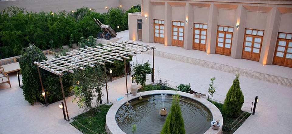 اقامتگاه بوم گردی رستاق در اشکذر