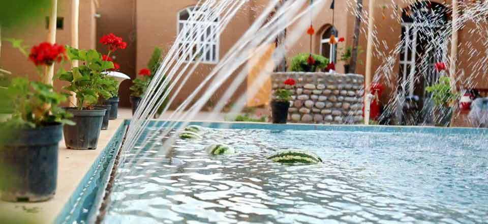 اقامتگاه بوم گردی یاقوت در شاهین شهر